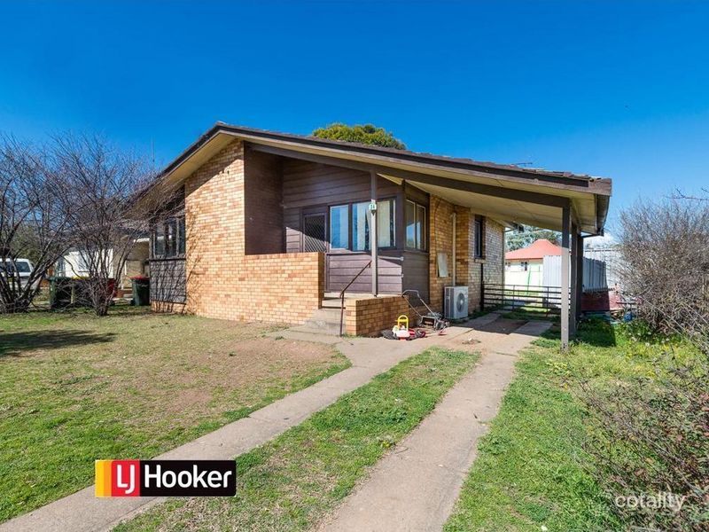 24 Bourne St, West Tamworth, NSW 2340