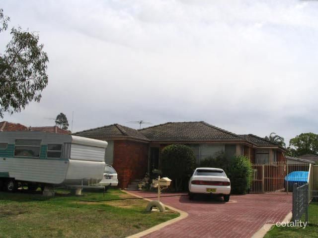 38 Weir Cres, Lurnea, NSW 2170