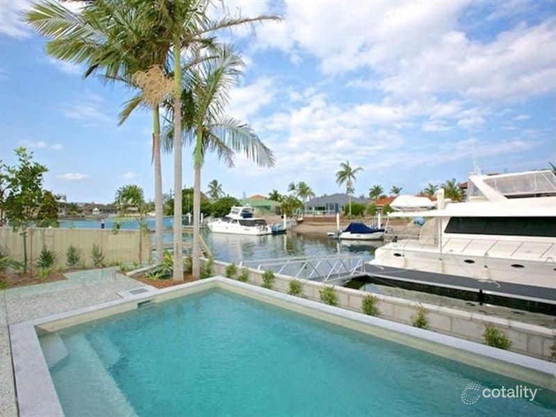 Lot 2/107 Bayview St, Runaway Bay, QLD 4216