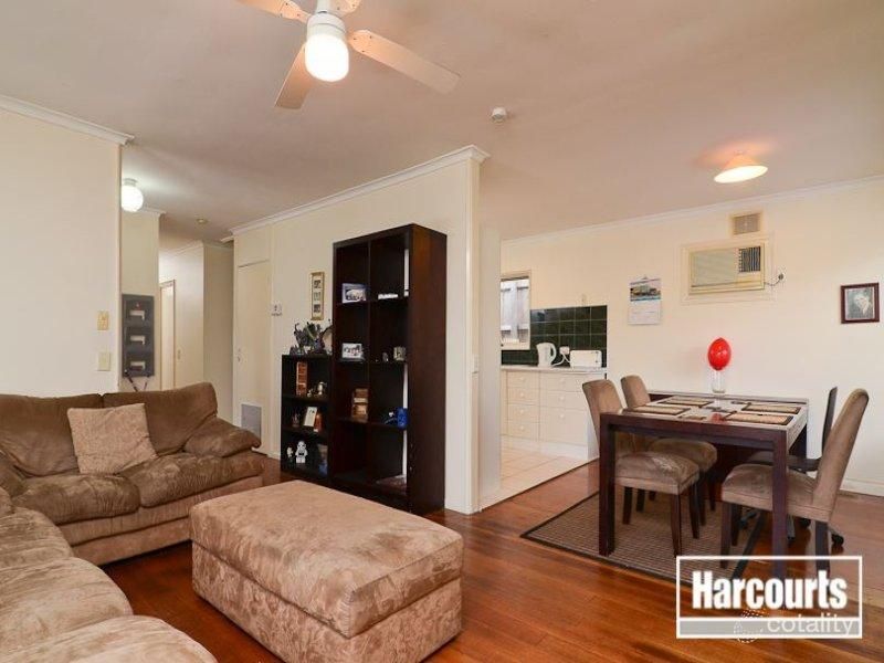 7 Mountain View Cres, Seaford, VIC 3198