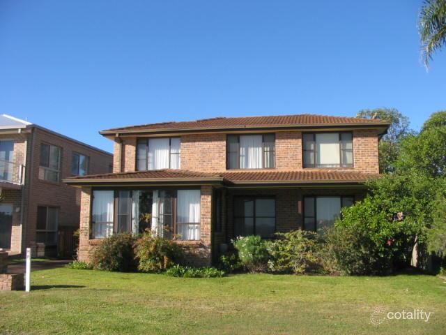 36 Koonwarra Dr, Hawks Nest, NSW 2324