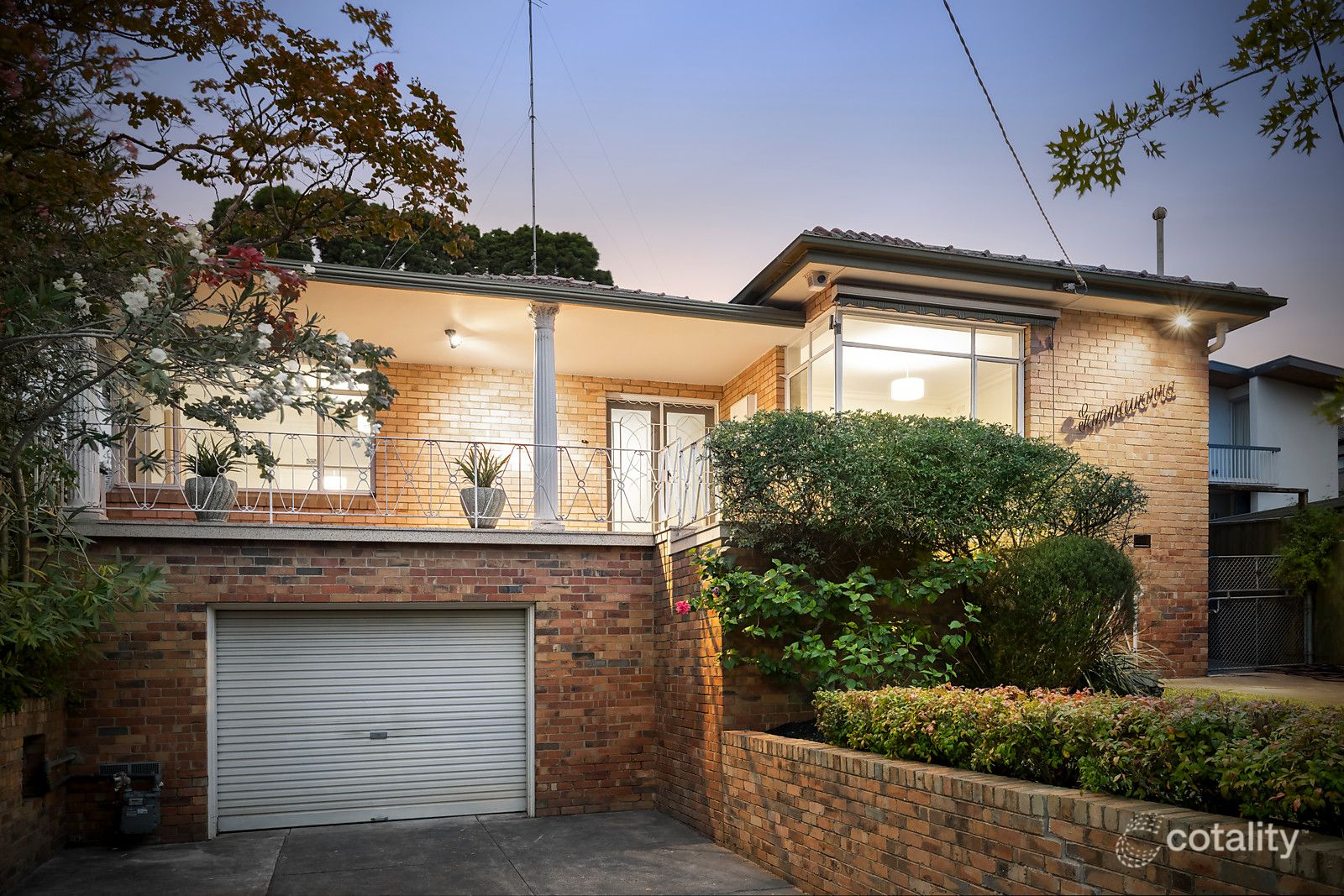 8 Baker Ave, Kew East, VIC 3102