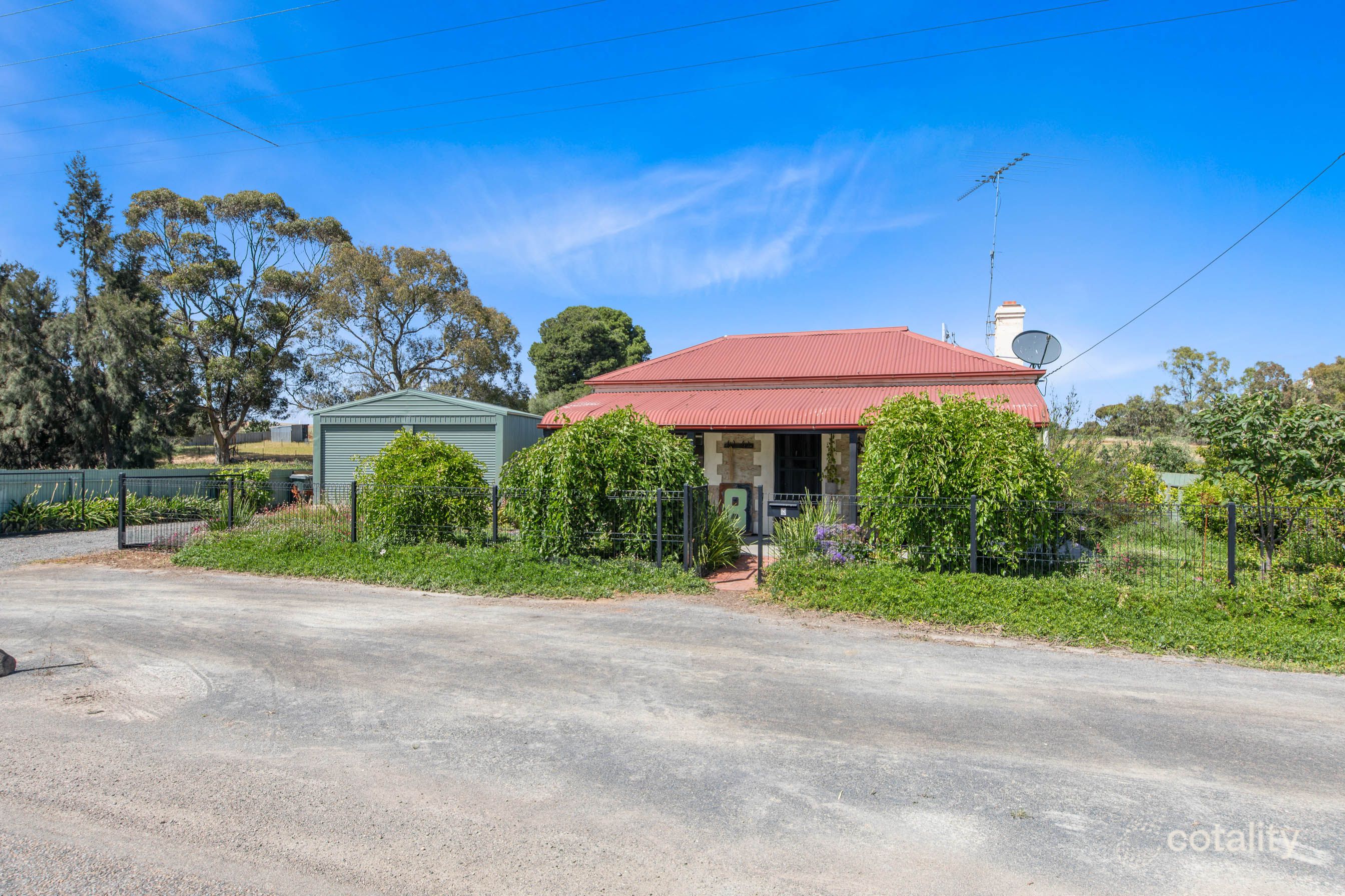 8 Marrabel Rd, Saddleworth, SA 5413