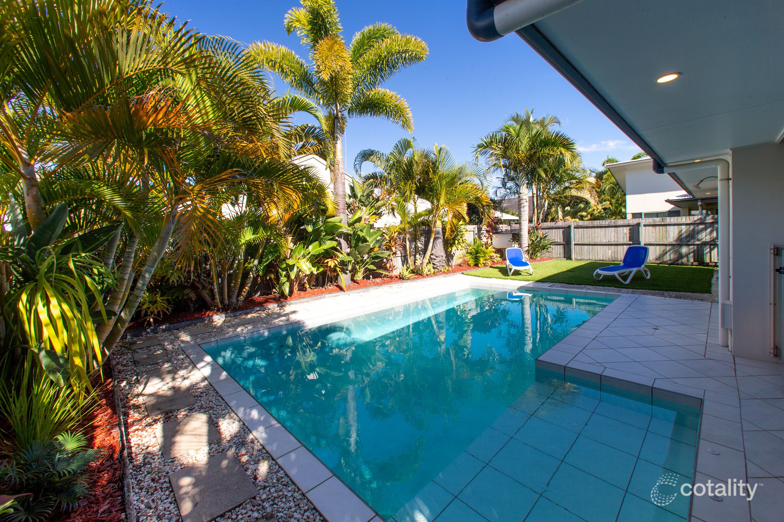 32 Veerings Cres, Twin Waters, QLD 4564