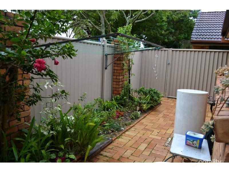 21/172 Barrier Reef Dr, Mermaid Waters, QLD 4218