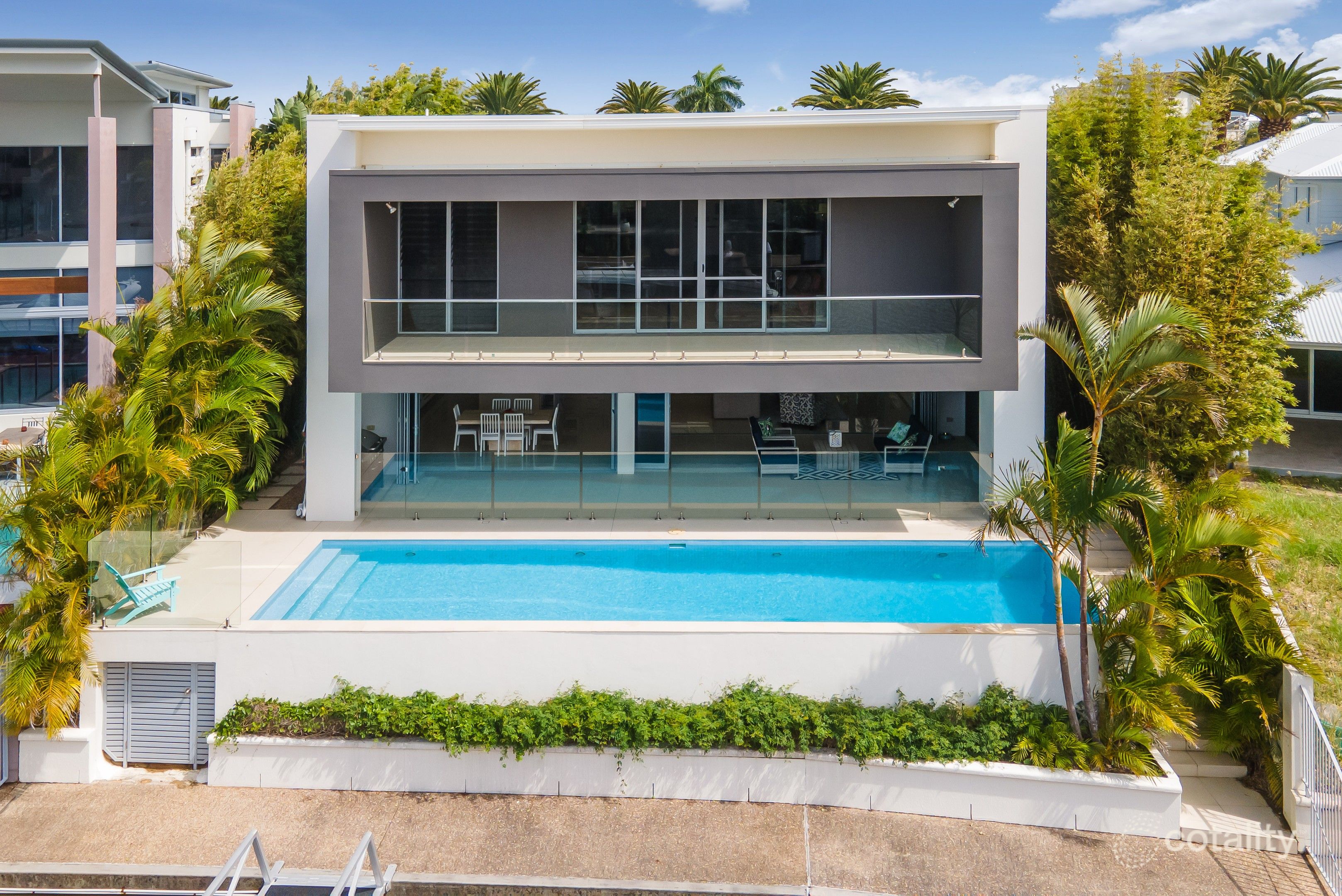 99 The Sovereign Mile, Paradise Point, QLD 4216