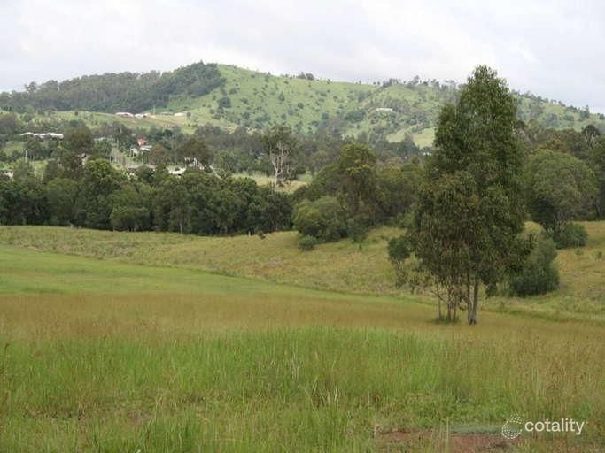 6 Mcmurtrie Rd, Chatsworth, QLD 4570