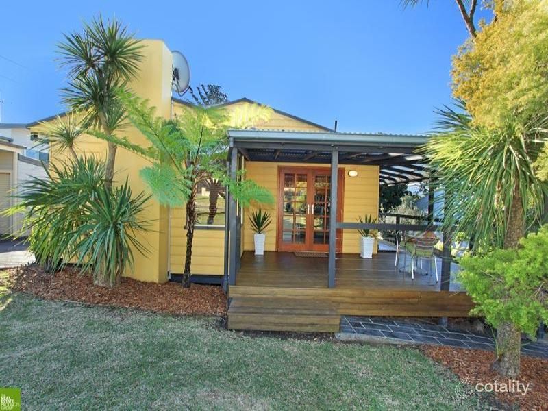 22 Stratford Rd, Unanderra, NSW 2526