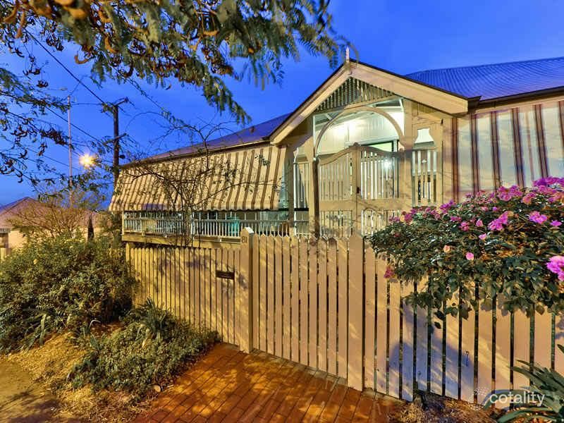 81 Windsor Rd, Red Hill, QLD 4059