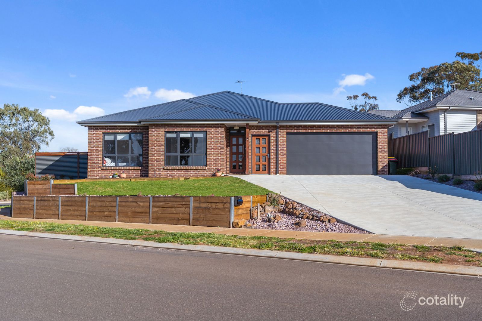 9 Pinnacle Ct, Bacchus Marsh, VIC 3340