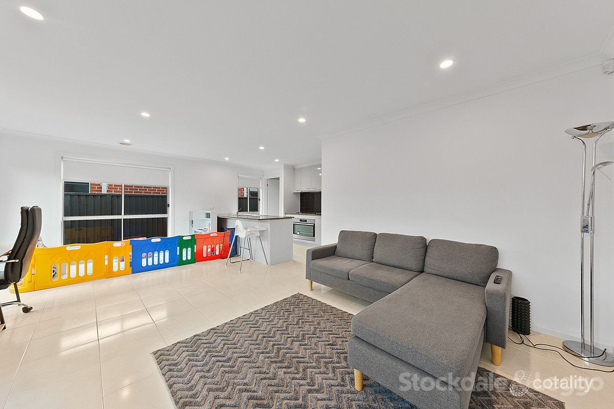 19 Marrone Bvd, Cranbourne East, VIC 3977