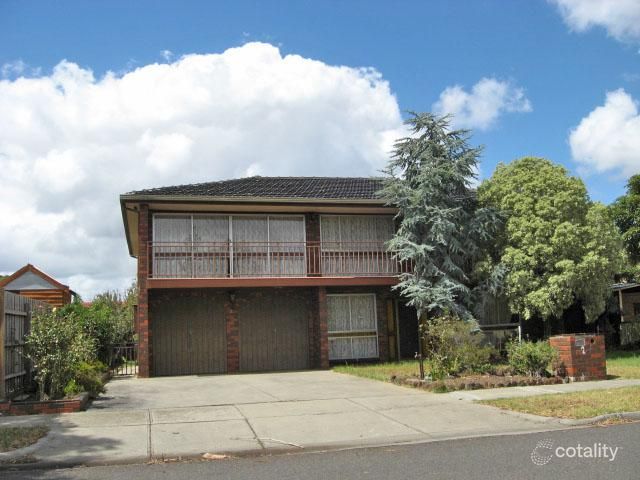 42 Pindari Ave, Taylors Lakes, VIC 3038