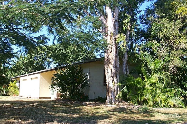 11 Hopeful St, Kurrimine Beach, QLD 4871