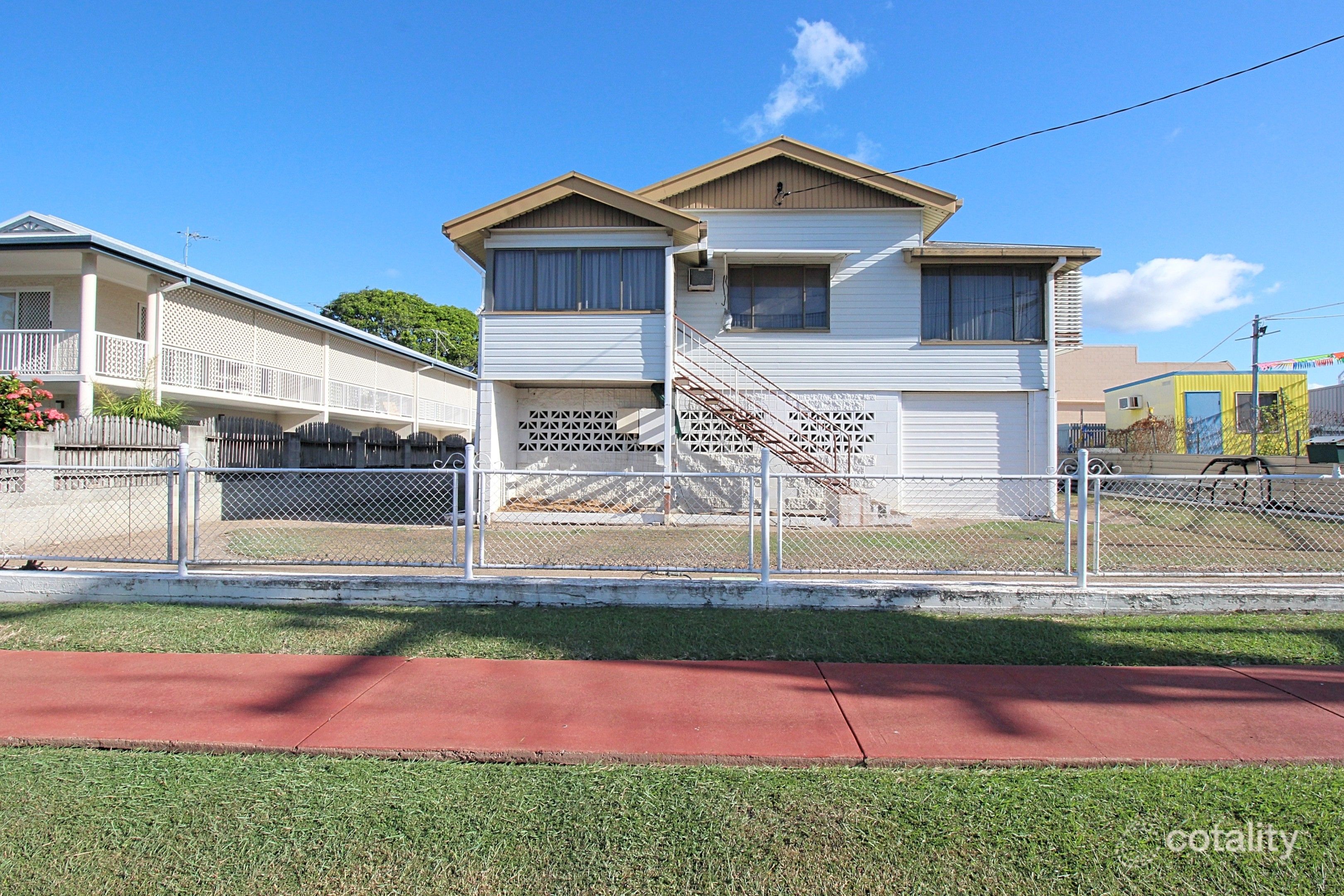 3 Sturges St, Hermit Park, QLD 4812