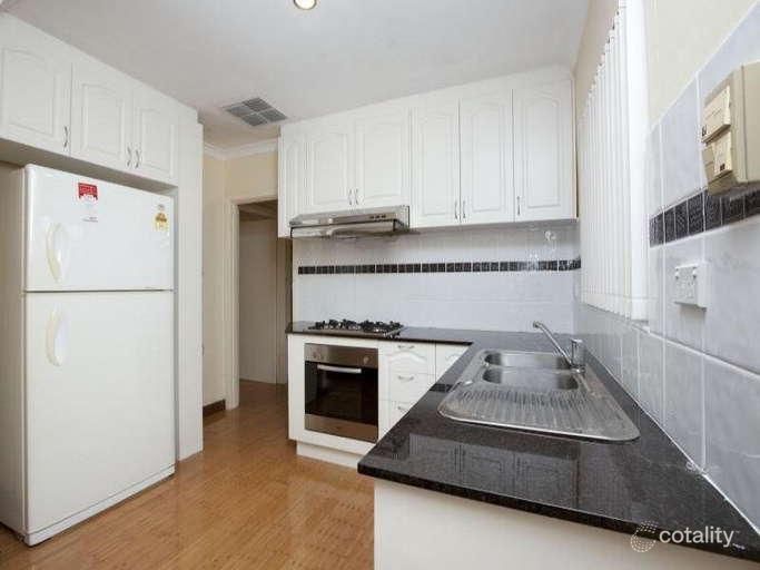 6 Natasha Way, Camillo, WA 6111