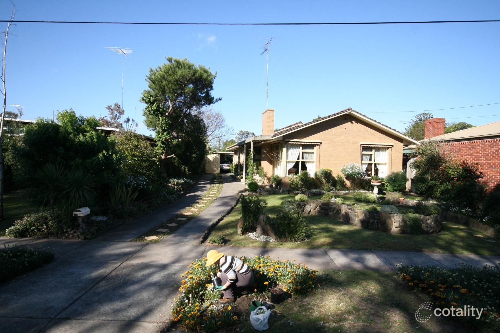 37 Gairloch Gr, Newtown, VIC 3220