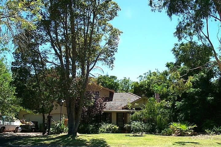 12 South Banff Rd, Floreat, WA 6014