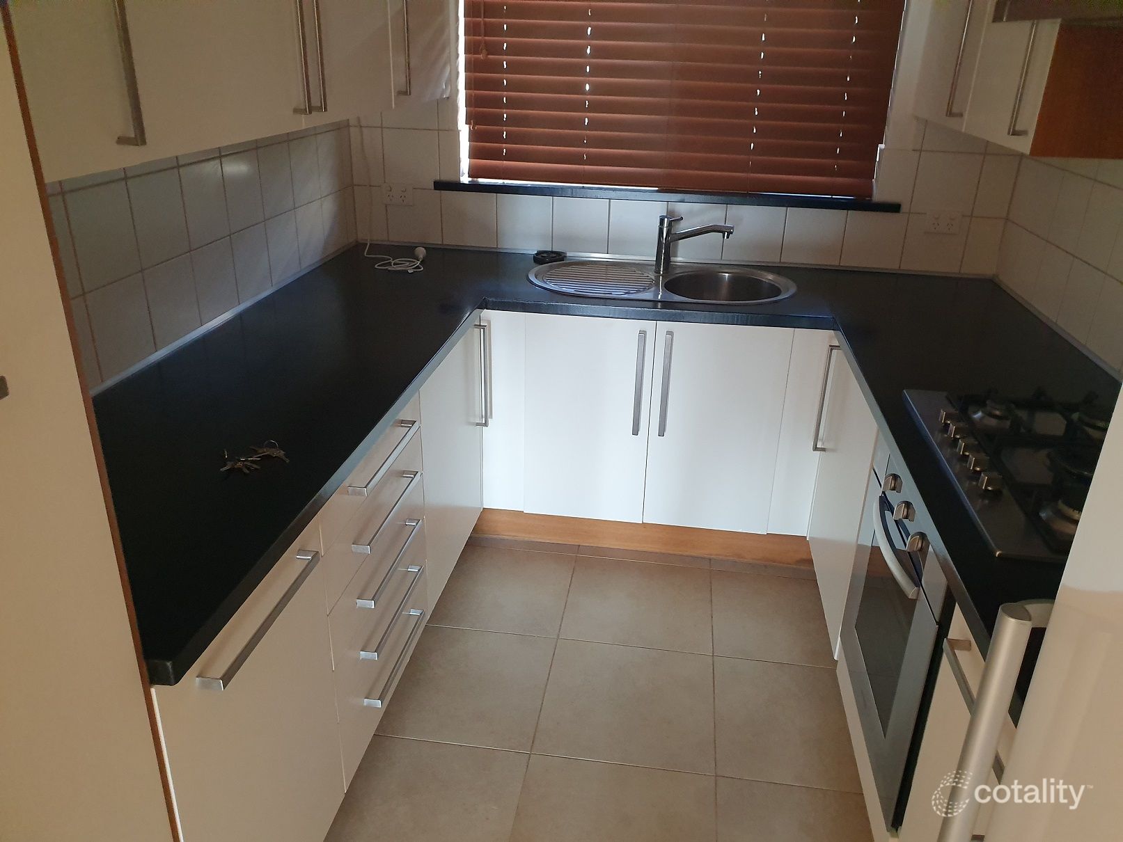 8/15 Upper Esp, Bunbury, WA 6230