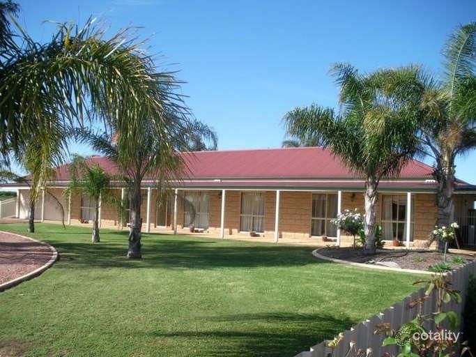 907-911 Seventeenth St, Irymple, VIC 3498