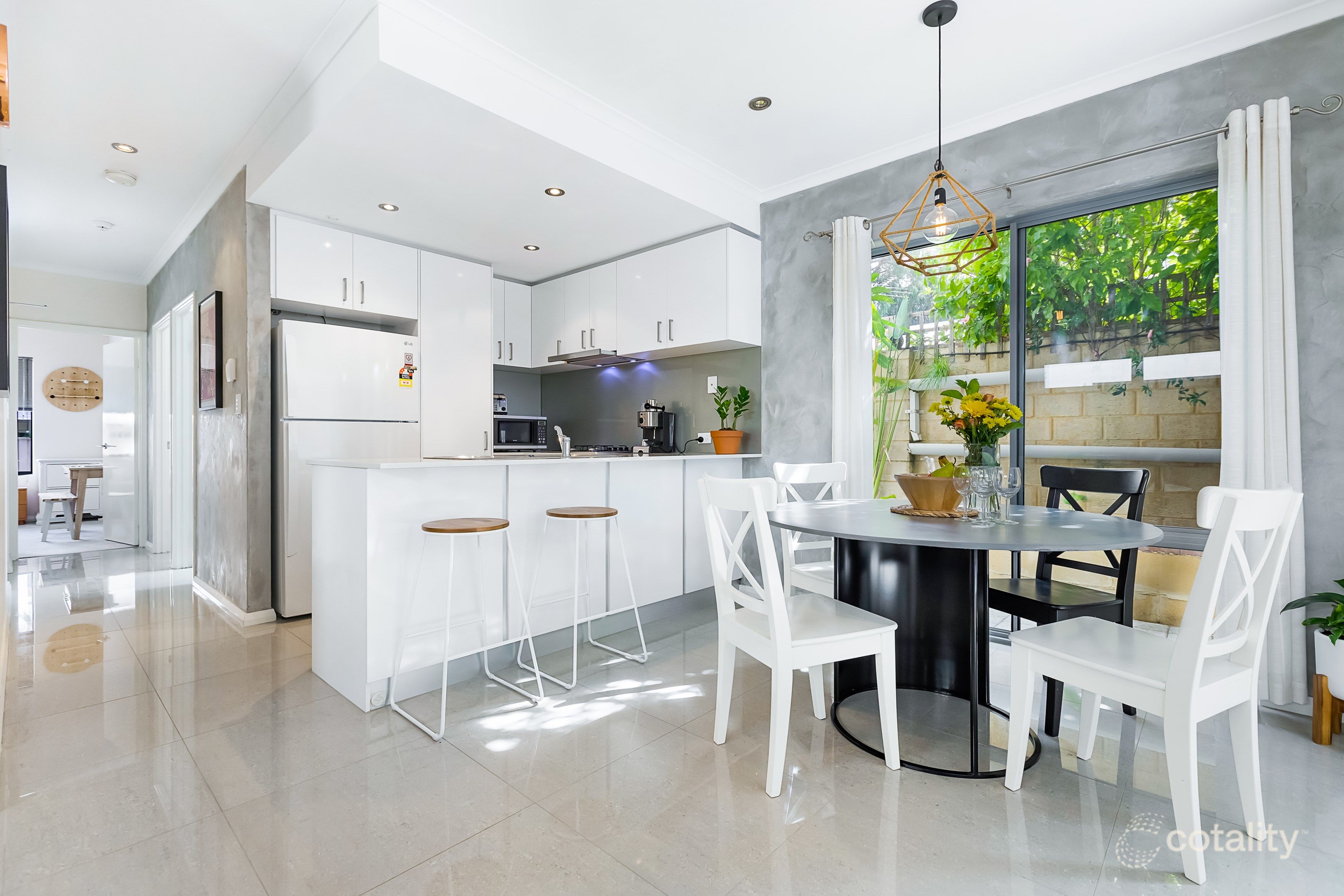 2/71 Abbett St, Scarborough, WA 6019