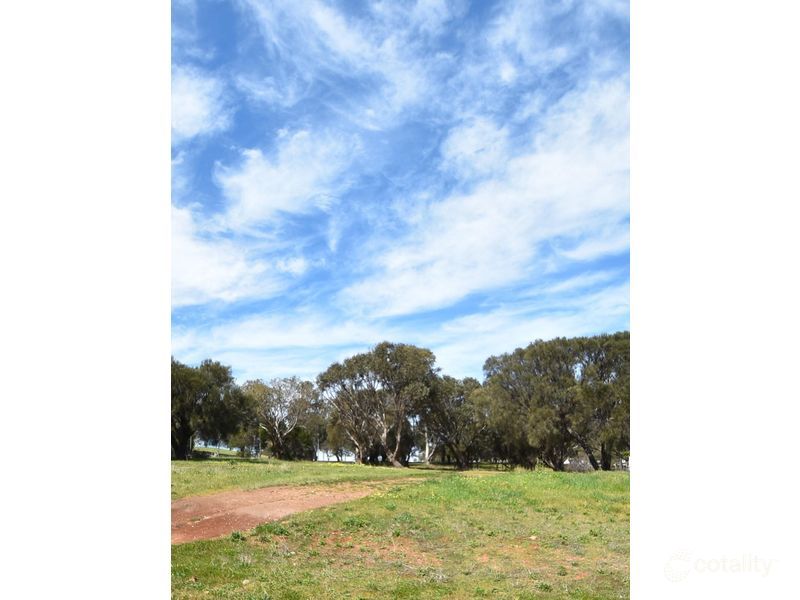 12 Seaview Ave, Wirrina Cove, SA 5204