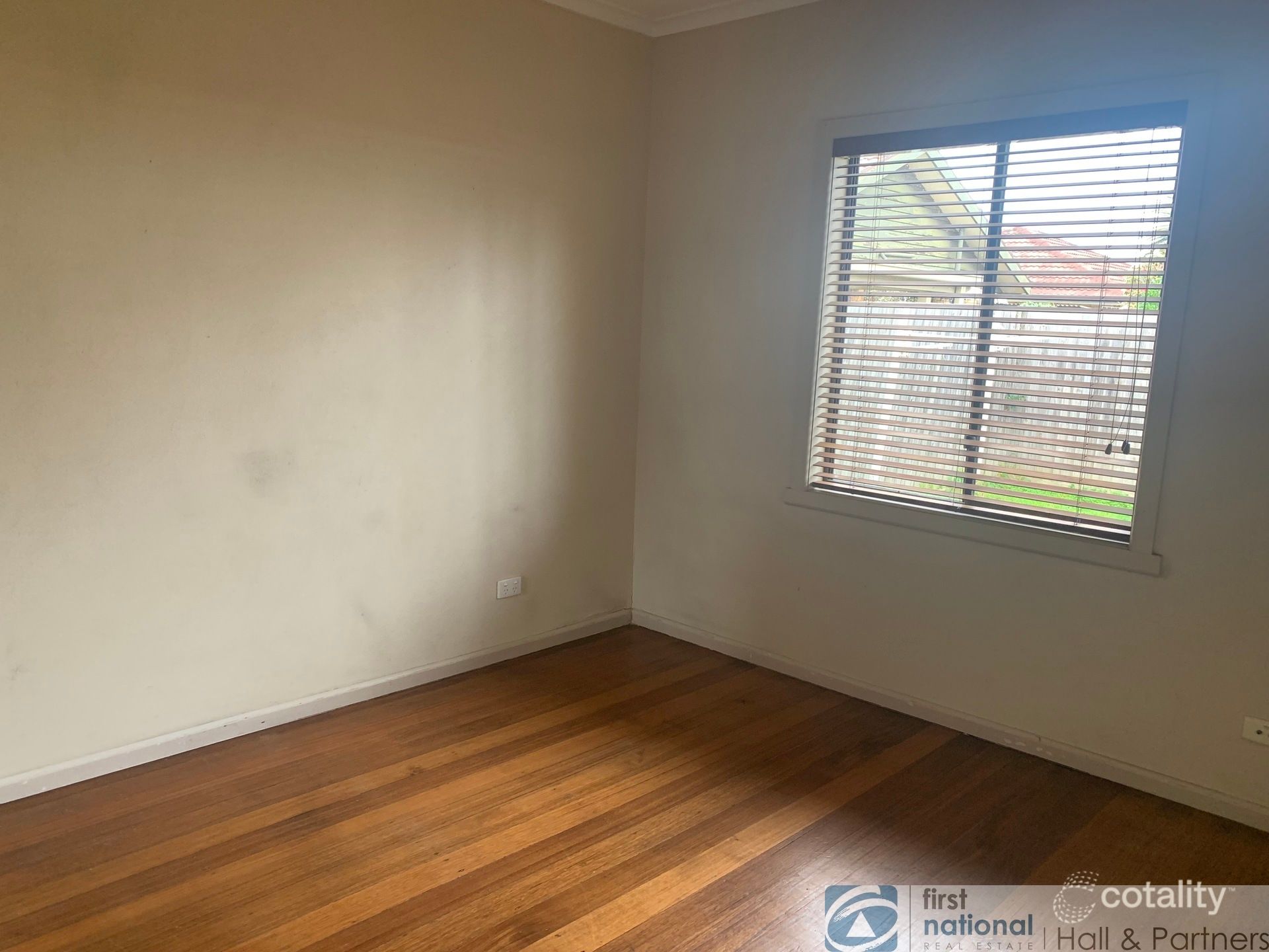 1/4 Cypress Gr, Dandenong North, VIC 3175