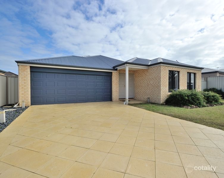 16 Voltaire Way, Secret Harbour, WA 6173