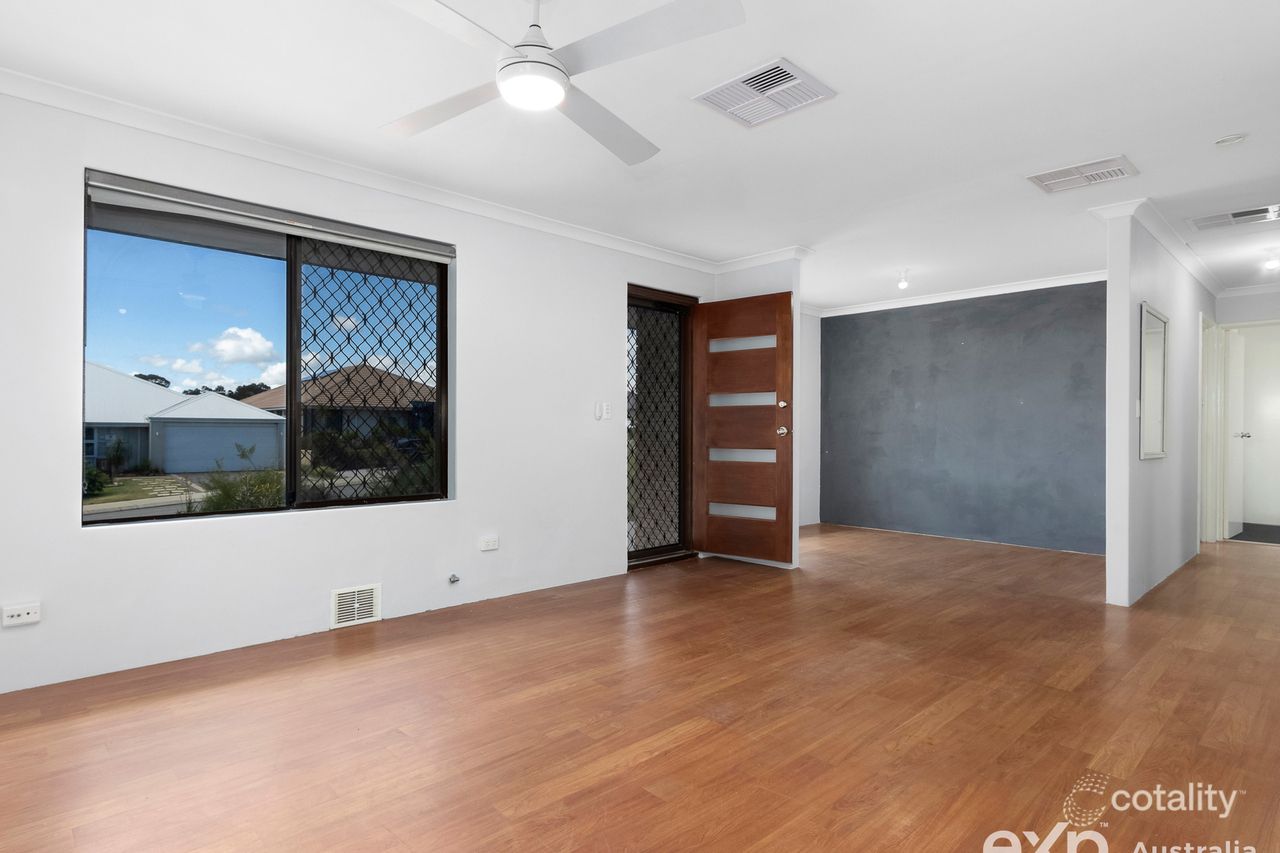 16 Tuart Rdge, Parmelia, WA 6167