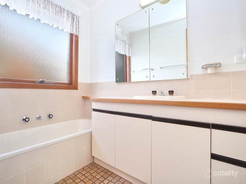 1/16 Franklin Rd, Doncaster East, VIC 3109