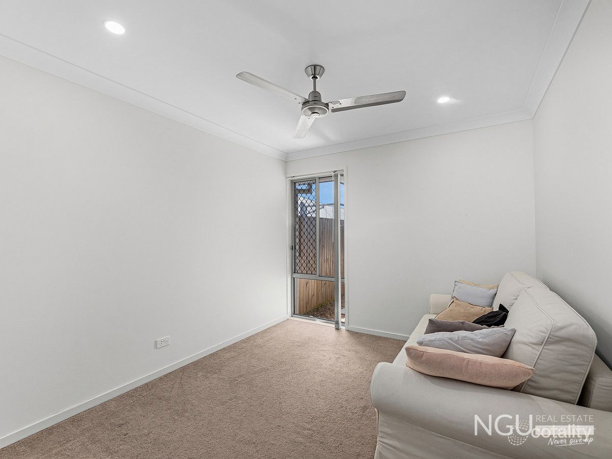 5 Springbrook St, South Ripley, QLD 4306