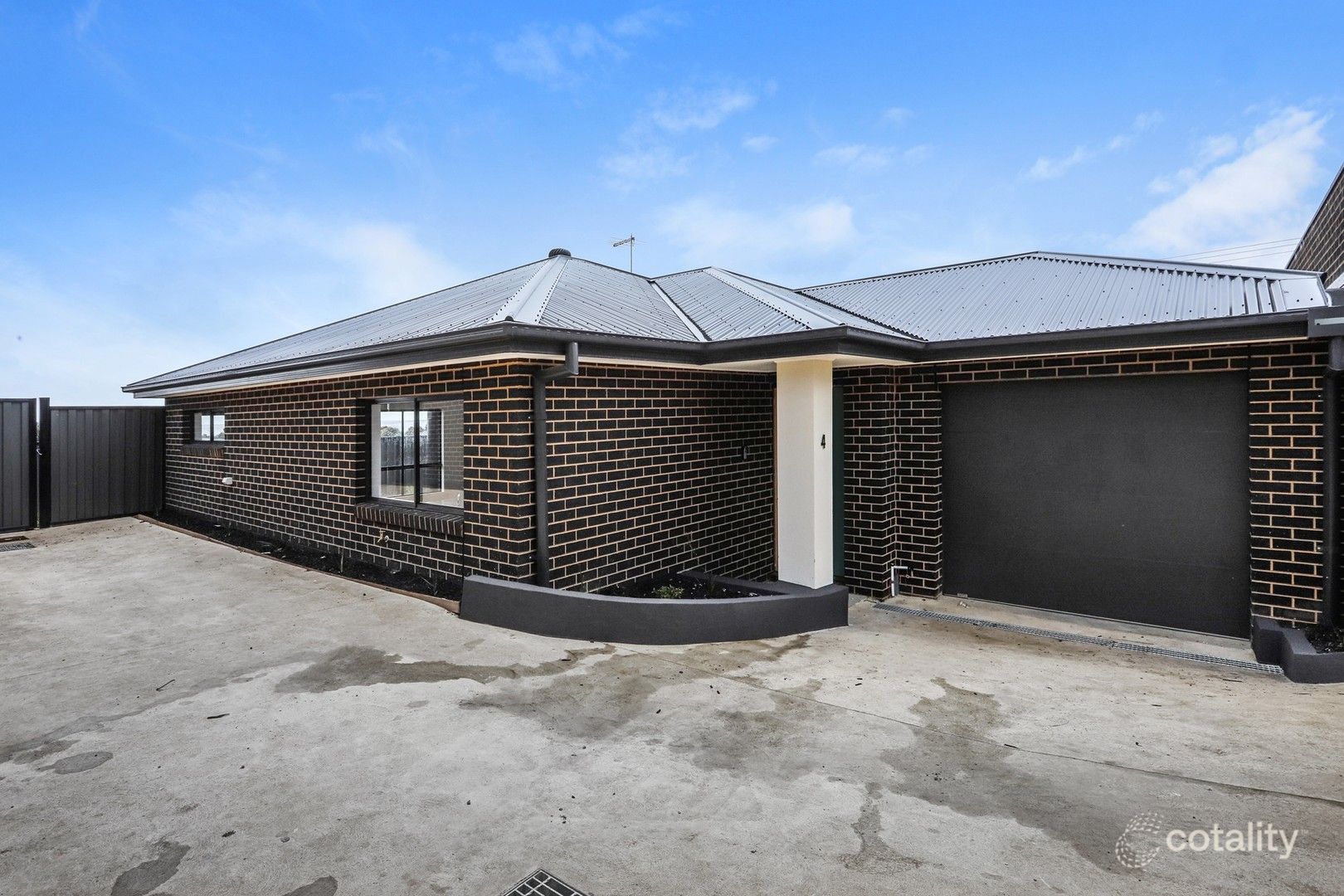 4/4 Ross St, Darley, VIC 3340