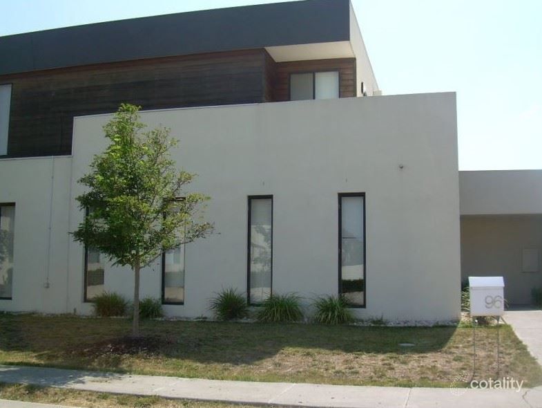 96 Signature Bvd, Point Cook, VIC 3030