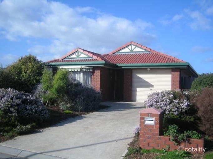 3 Bridgeport Cl, Seaford, SA 5169