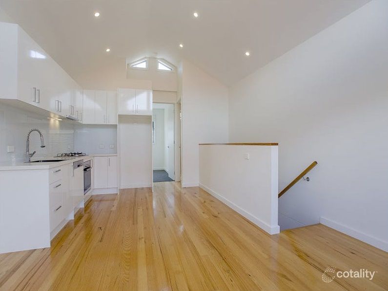 2/3 Sutherland St, Coburg, VIC 3058