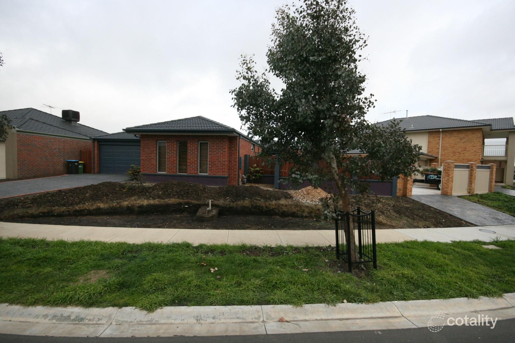 48 Paringa Dr, Ferntree Gully, VIC 3156