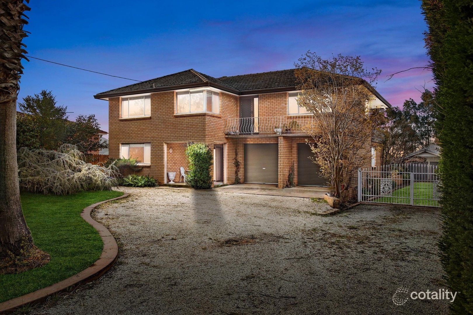 10 Merlin St, The Oaks, NSW 2570