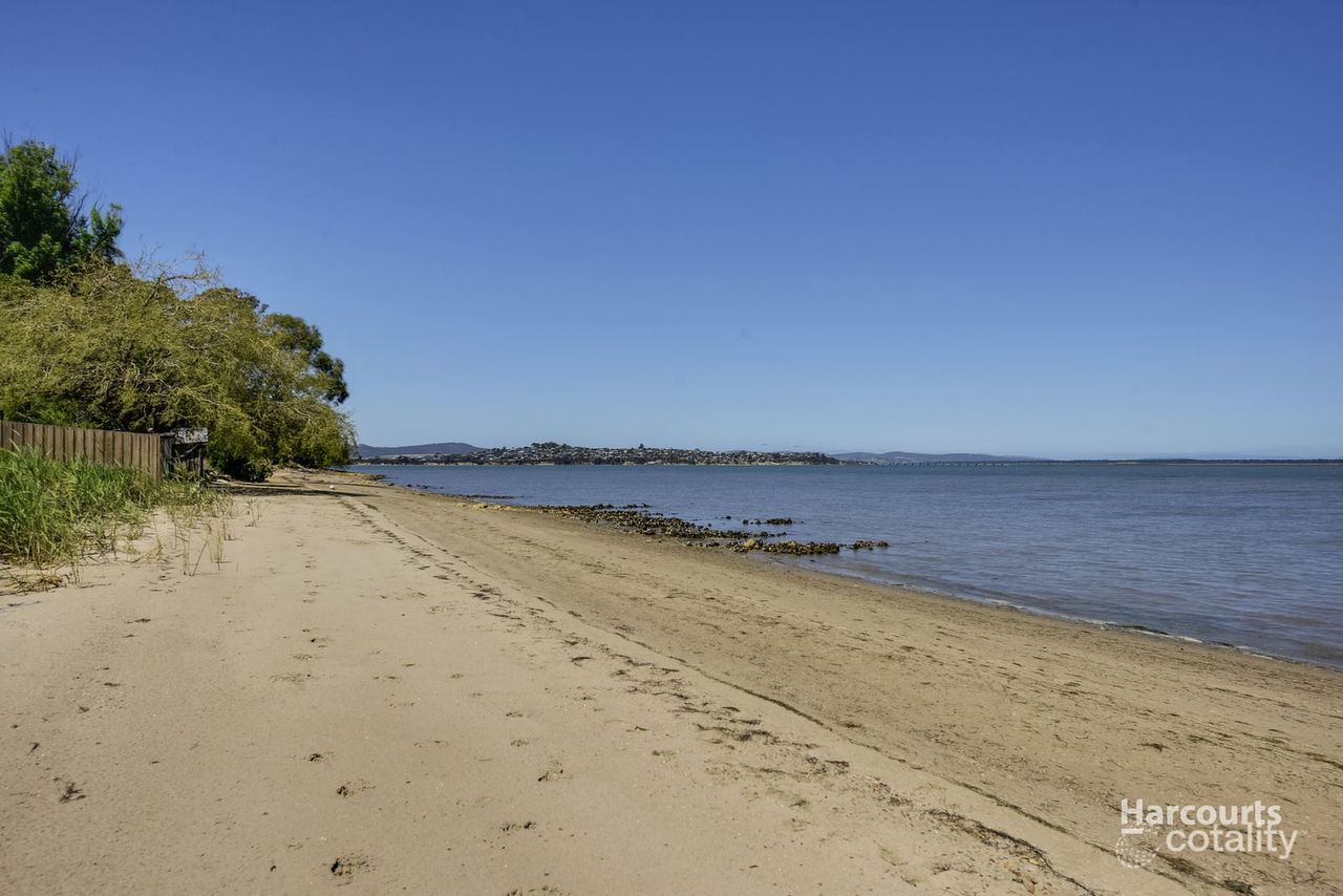 569 Shark Point Rd, Penna, TAS 7171