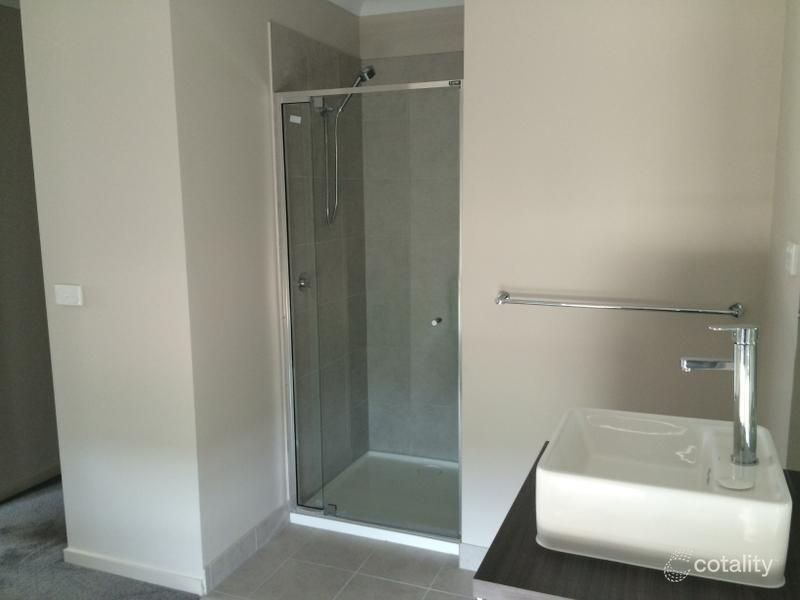 28 Dunnart Bvd, Whittlesea, VIC 3757