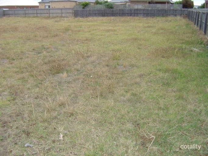 10 Norfolk Bvd, Torquay, VIC 3228