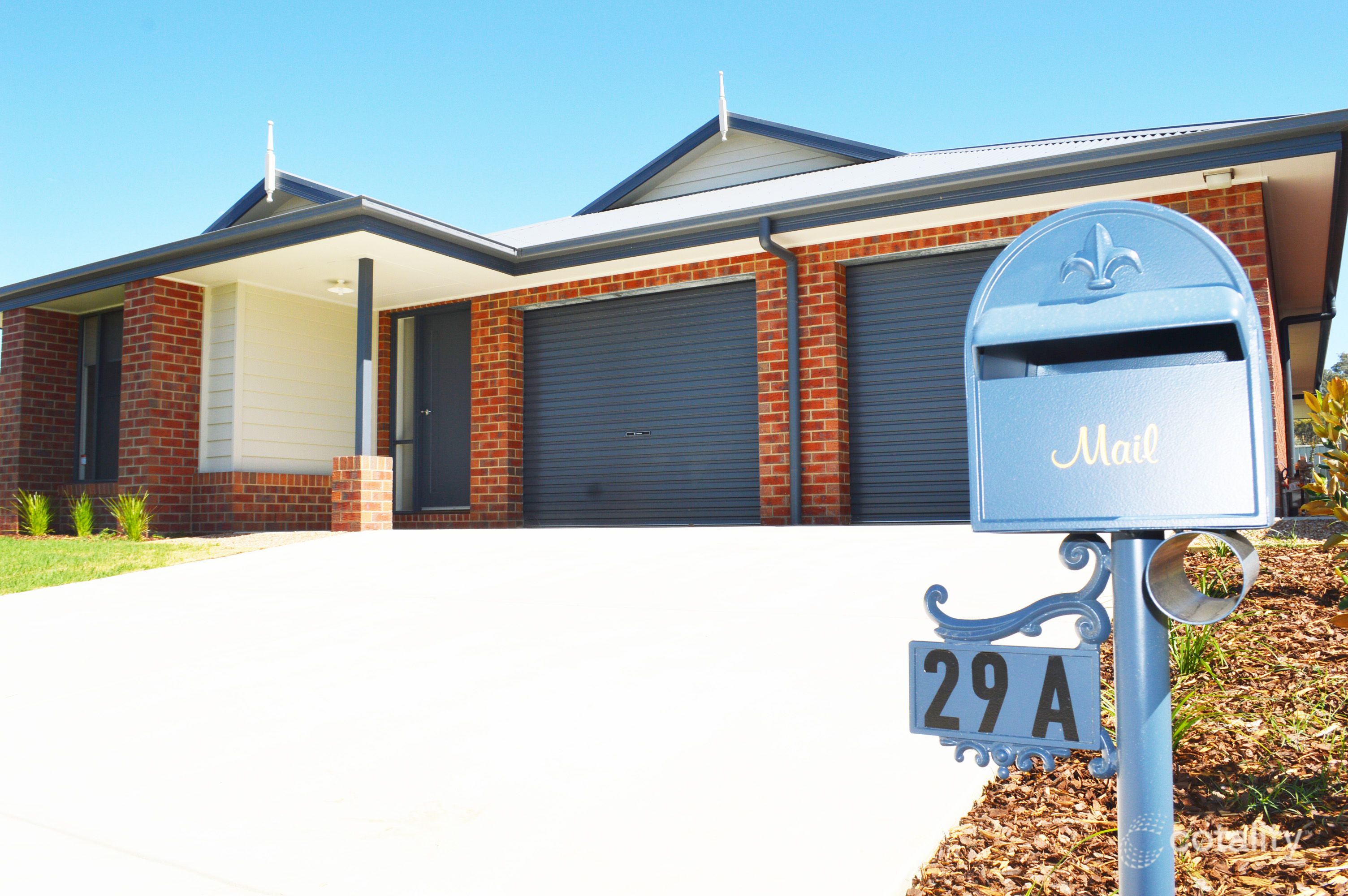 29a Hanrahan St, Hamilton Valley, NSW 2641