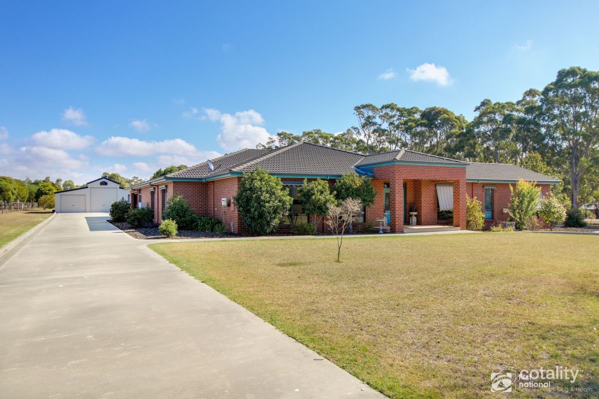 4 Lake Victoria Rd, Eagle Point, VIC 3878