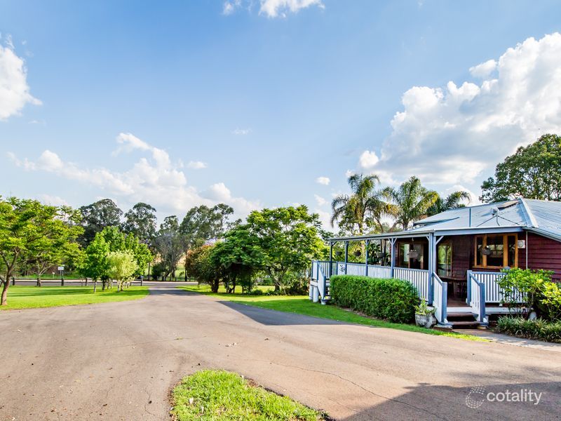 129 Booie Crawford Rd, Kingaroy, QLD 4610
