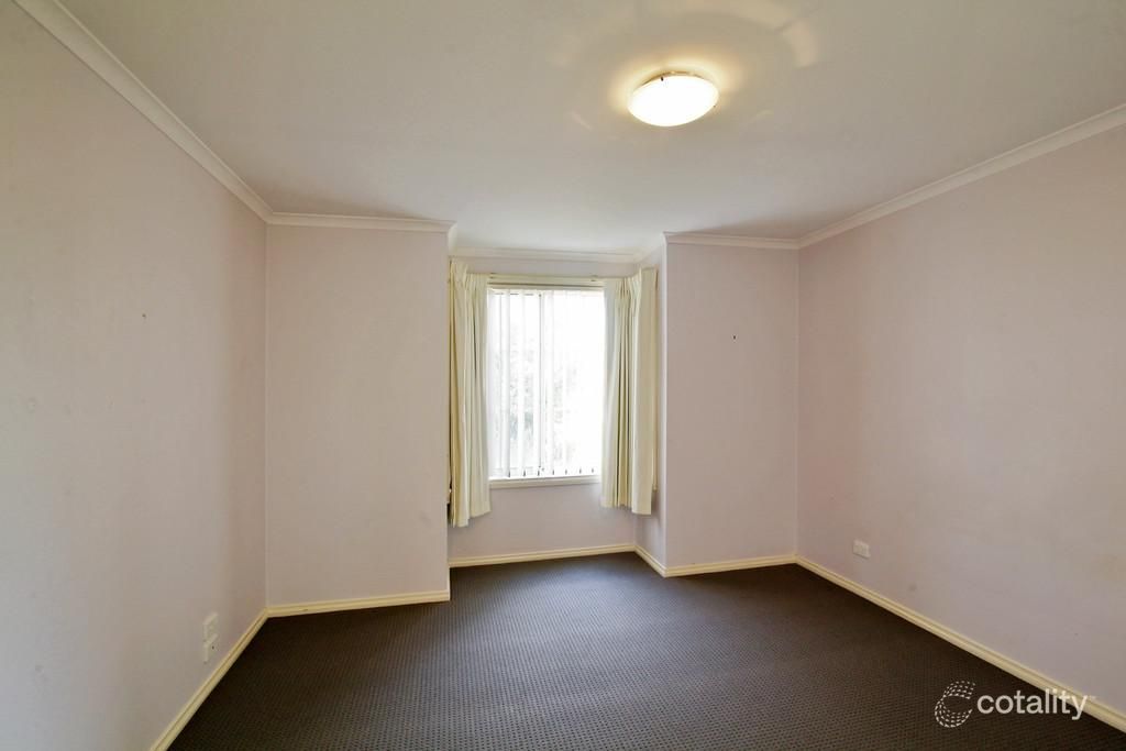 8 Redleaf Cl, Lara, VIC 3212