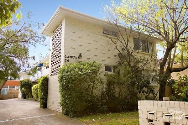 2/54 Narong Rd, Caulfield North, VIC 3161