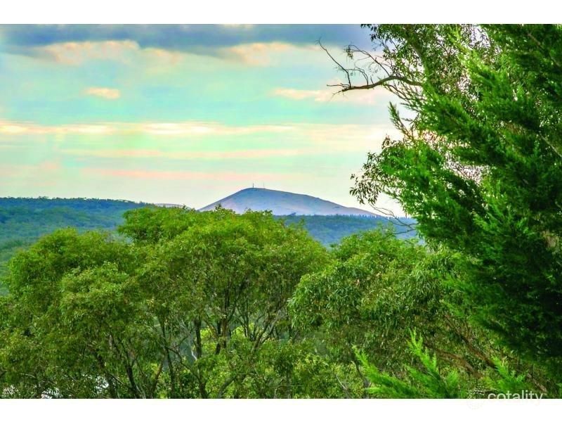 30 Hepburn Rd, Daylesford, VIC 3460