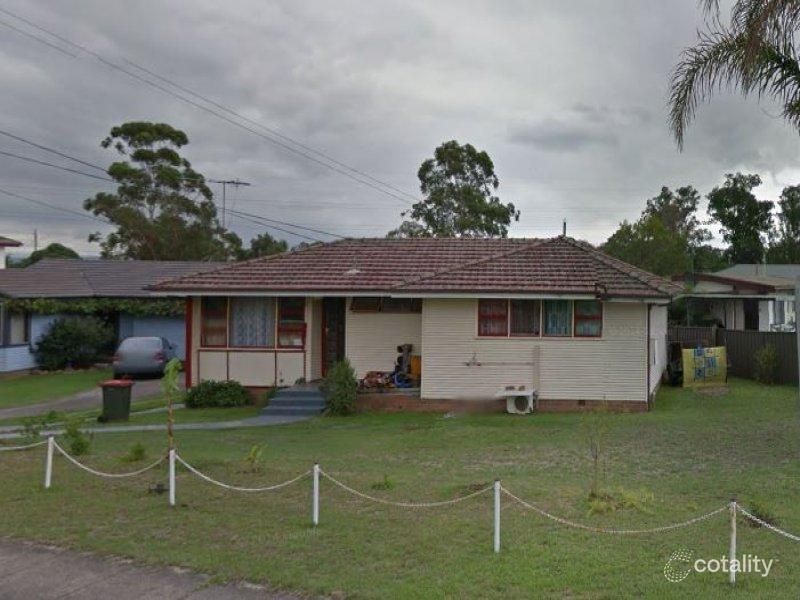 2 Saidor Rd, Whalan, NSW 2770