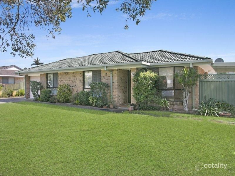 4 Monterey Ave, Banora Point, NSW 2486