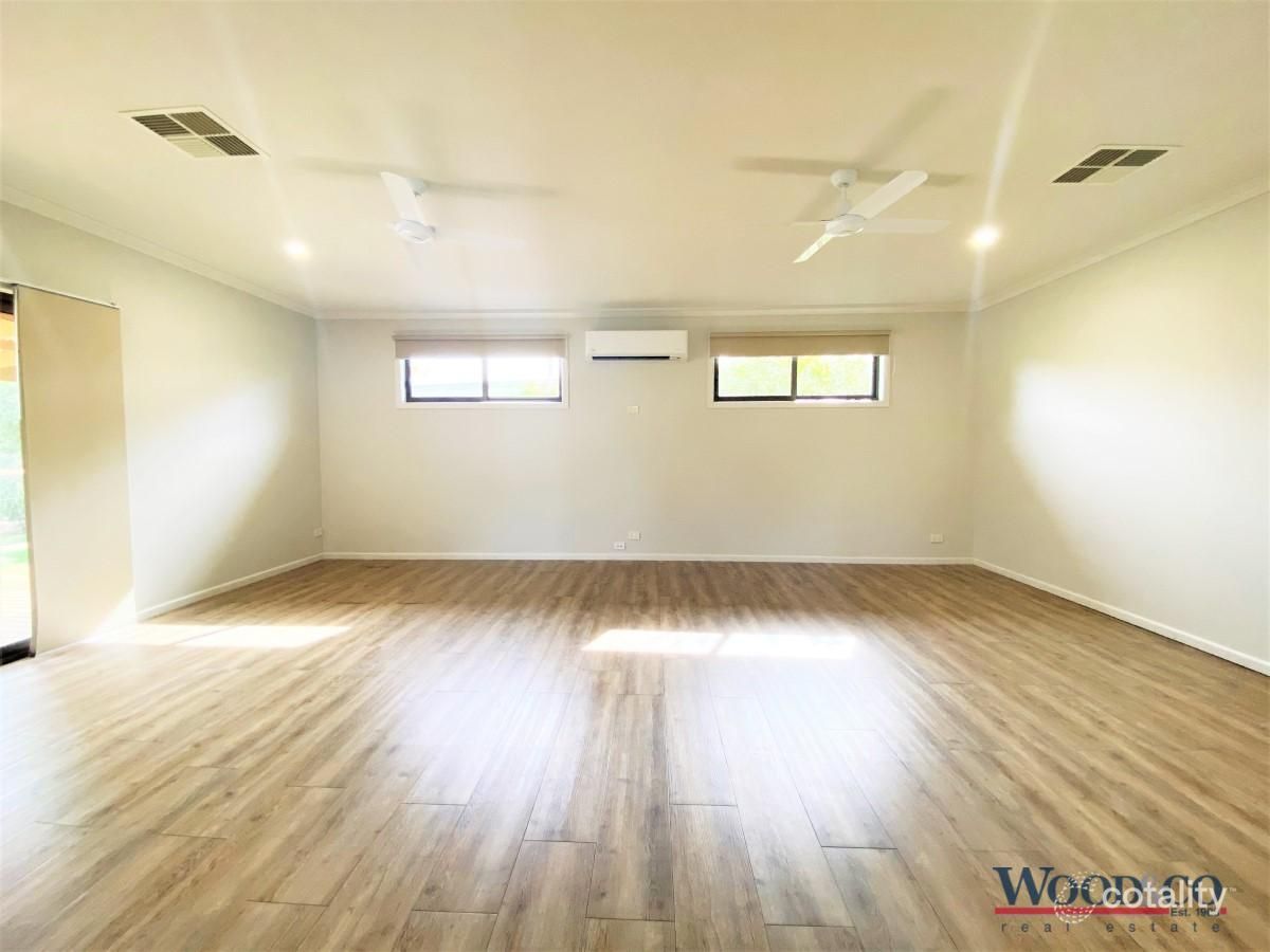 10 Milloo Cres, Swan Hill, VIC 3585