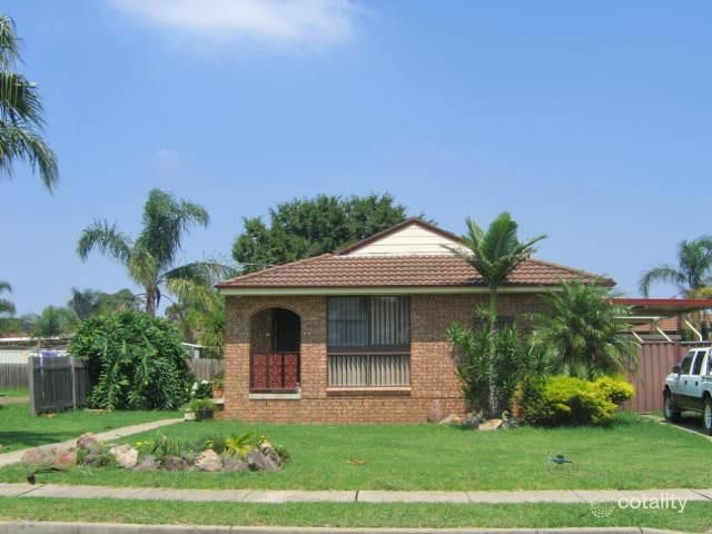 3 Mulgara Pl, Bossley Park, NSW 2176