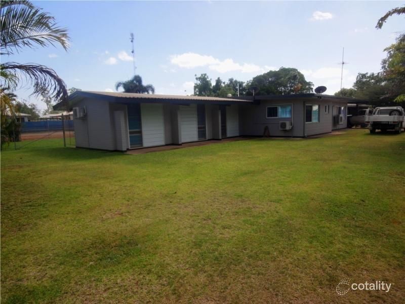 3 Damson Ct, Rocky Point, QLD 4874